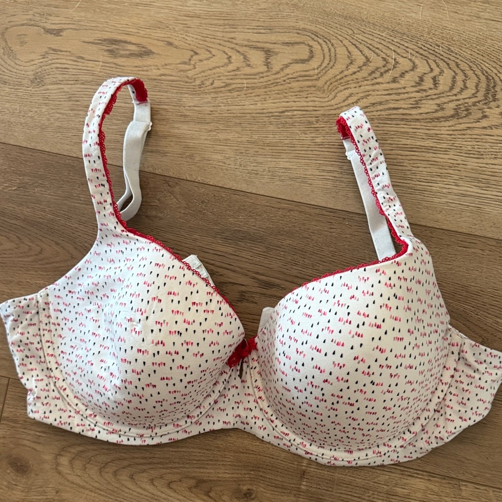 Victoria secret body by Victoria lined Demi White and Red Patterned Bra
